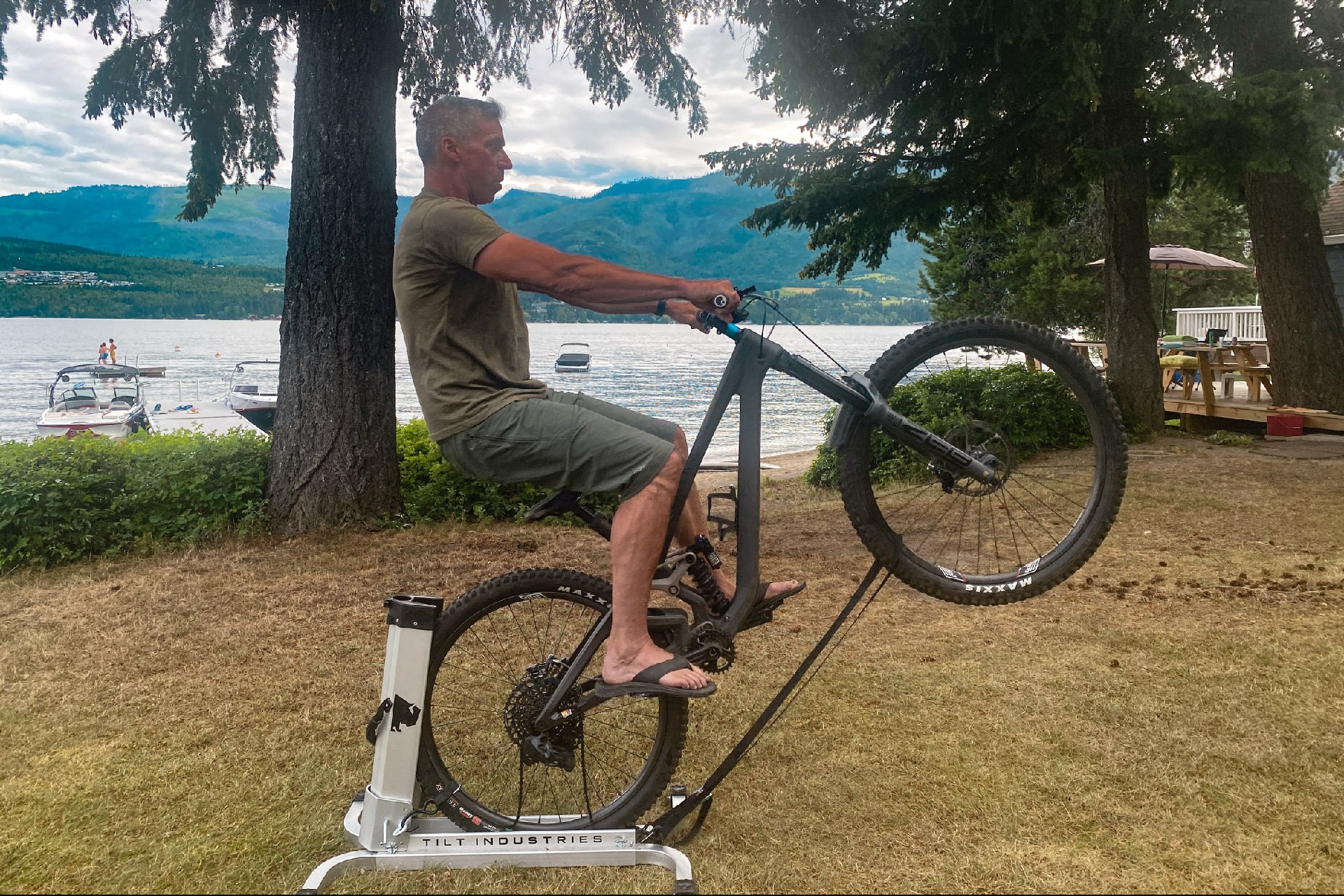 mtb wheelie stand