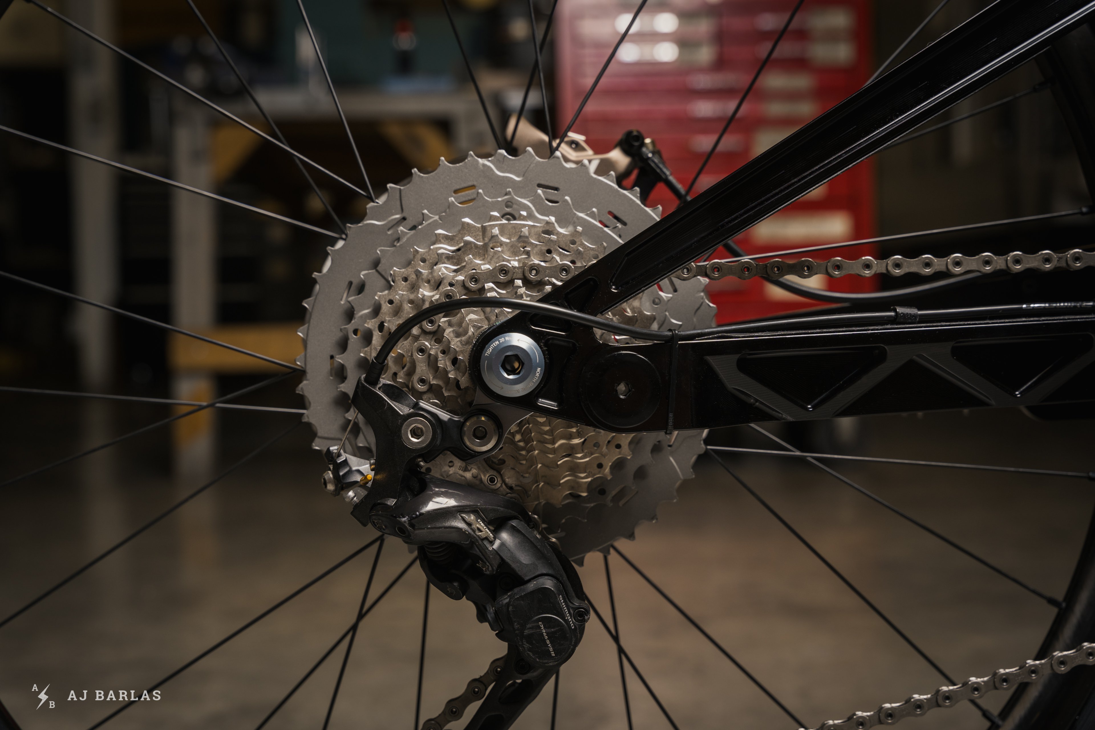 tom-moffatts-garage-bike-170621-ajbarlas-07622.jpg