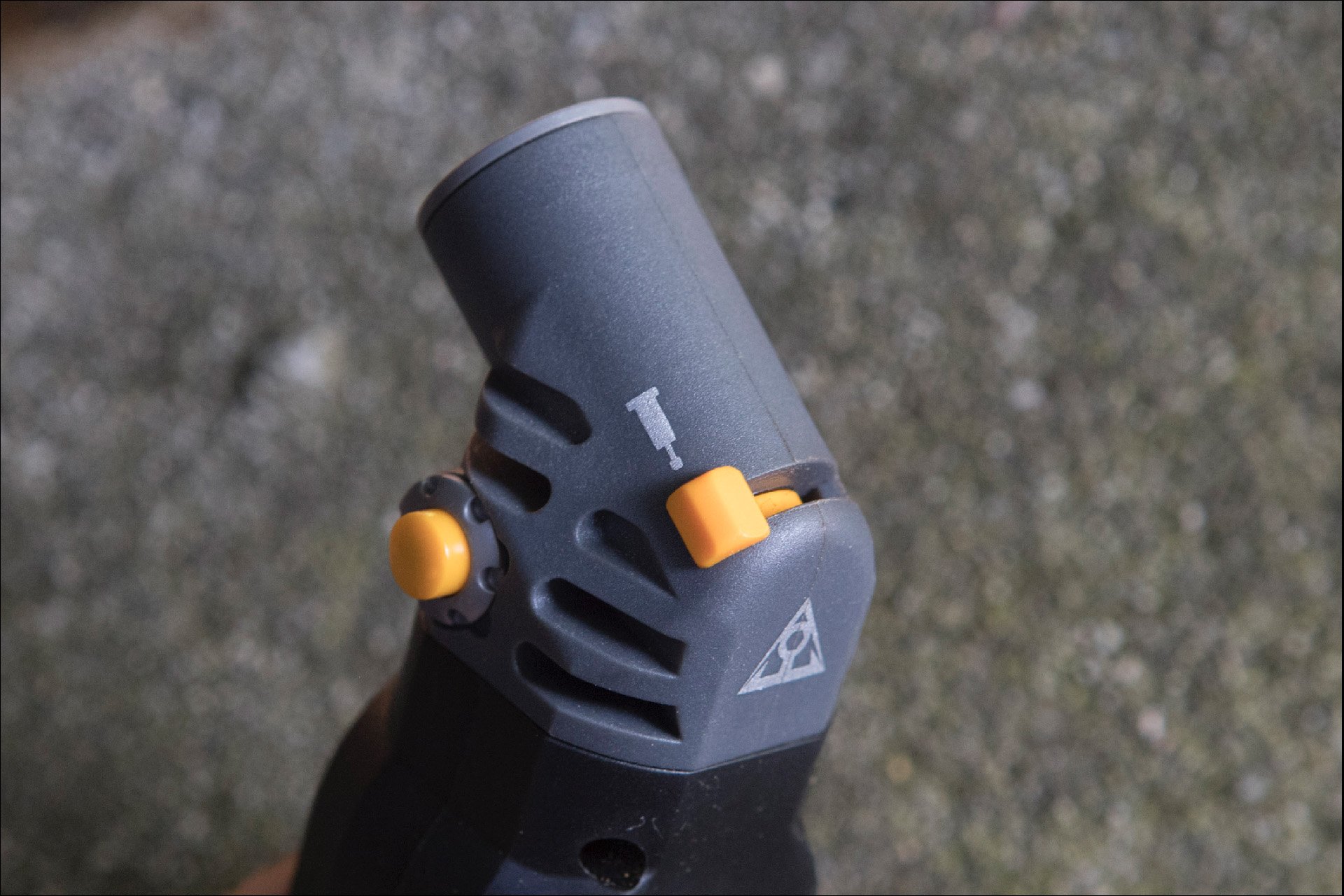 topeak-joe-blow-gauges.jpg