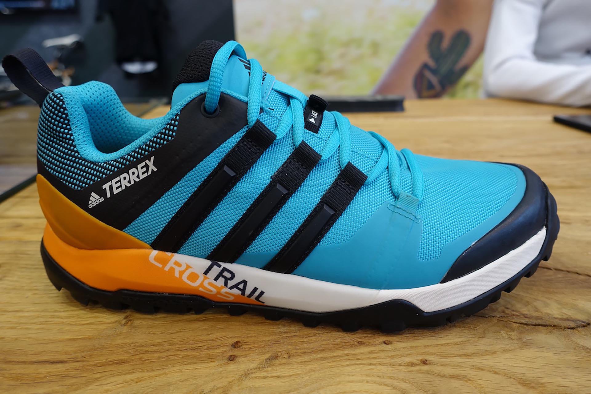 Adidas shop cross trail