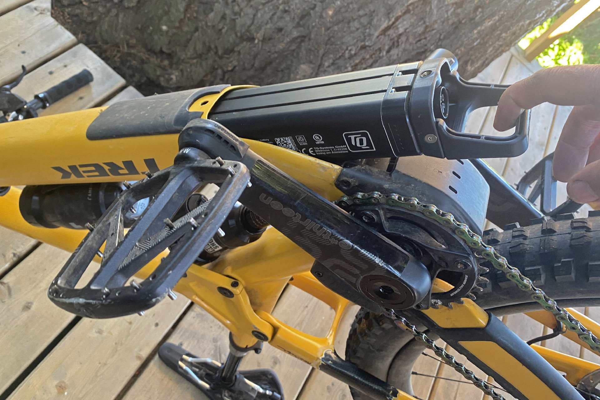 Trek bike deals pedal removal