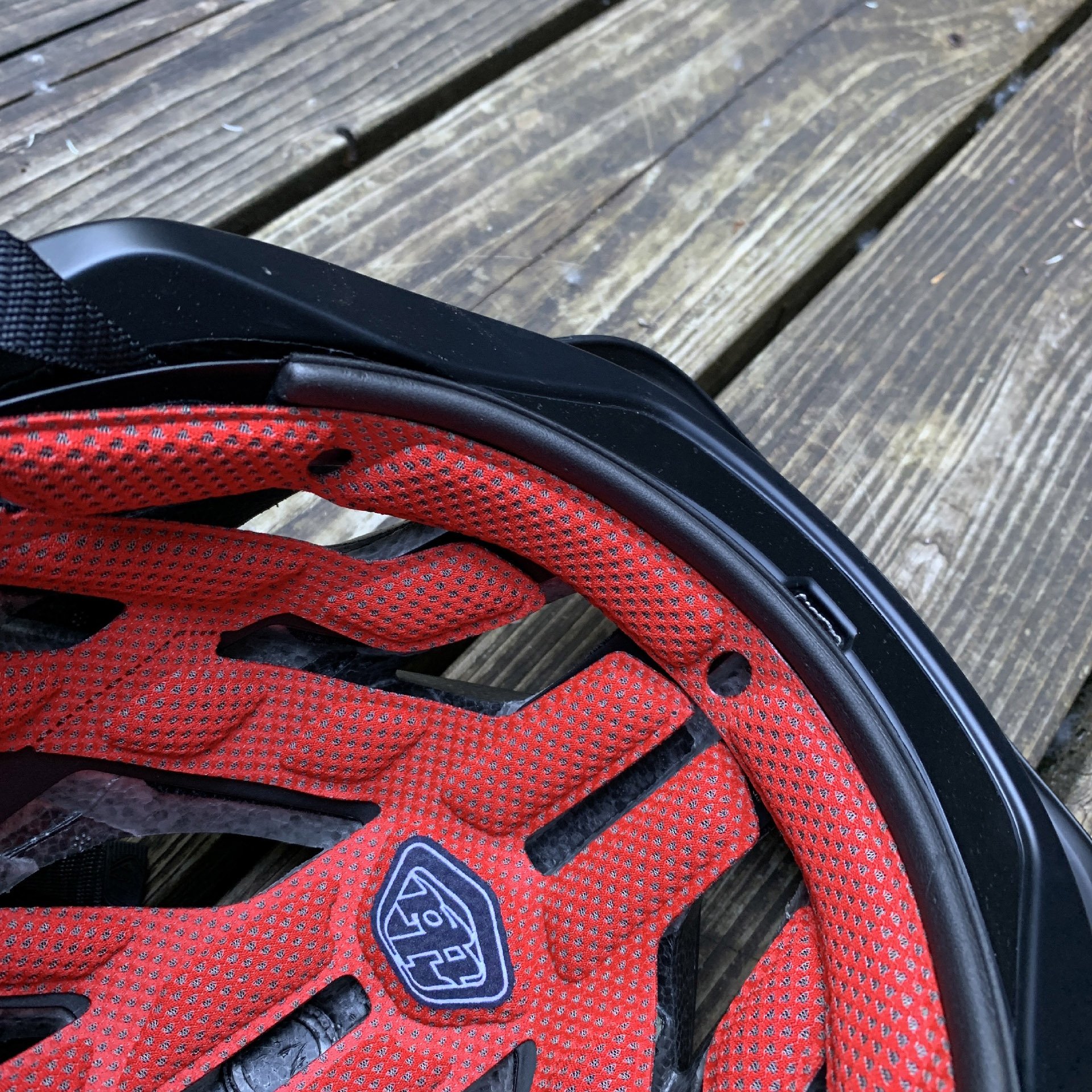 First Look: Feature-Packed Troy Lee A3 Helmet - Singletrack World