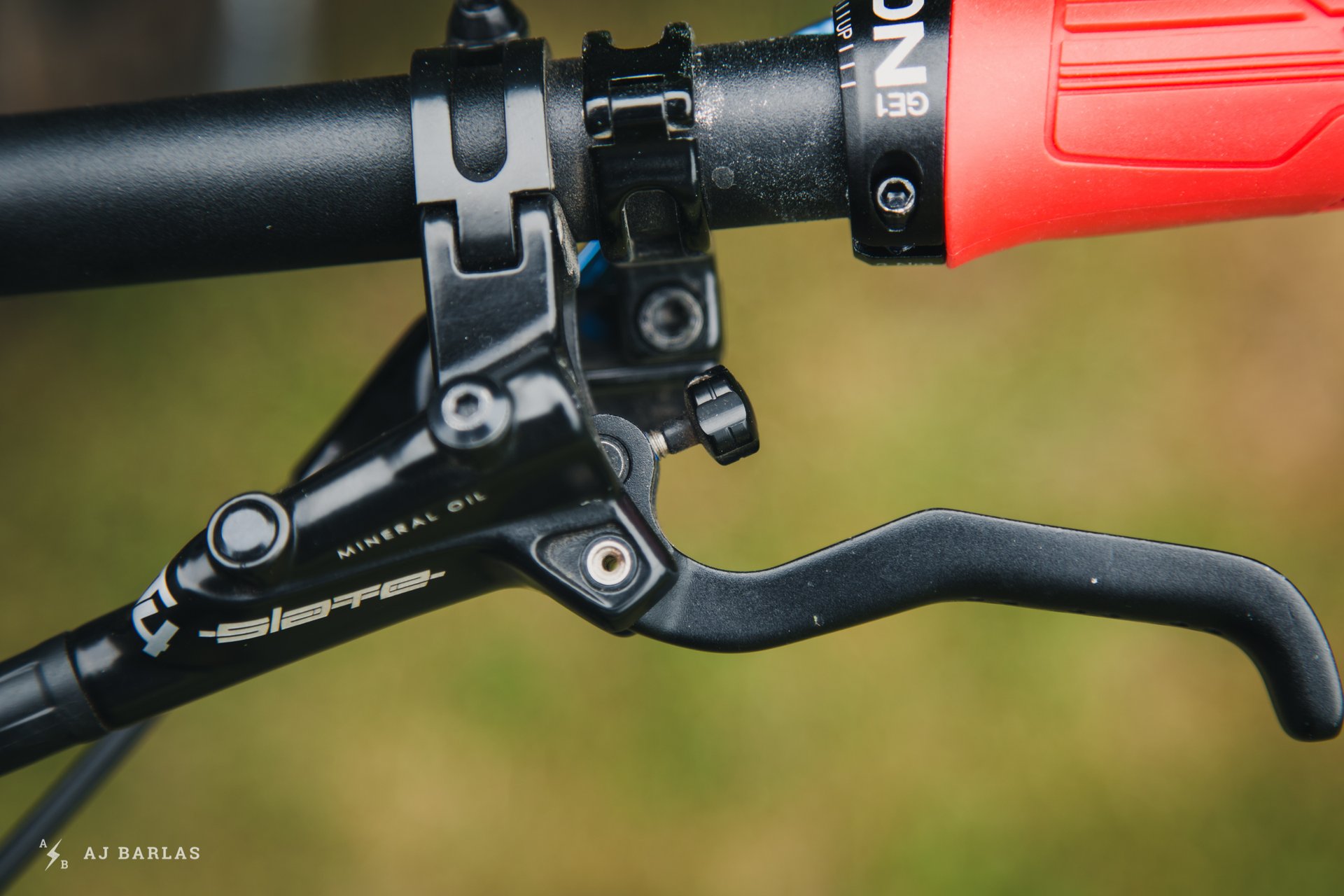 TRP Slate T4 Tool-Free Reach Adjuster