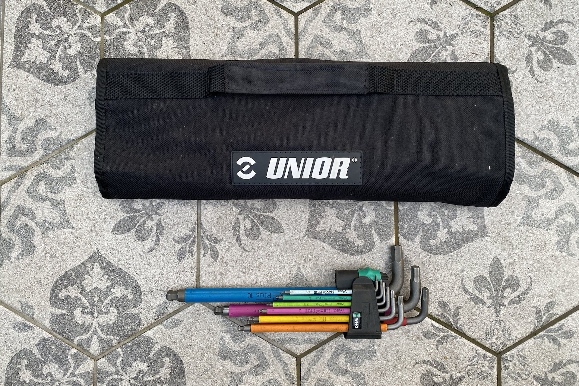 unior pro tool roll