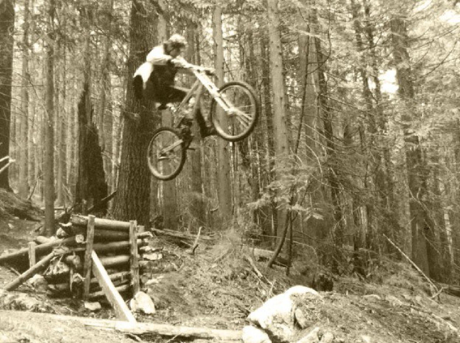 wade_simmons2001_e2-6w24x466.jpg