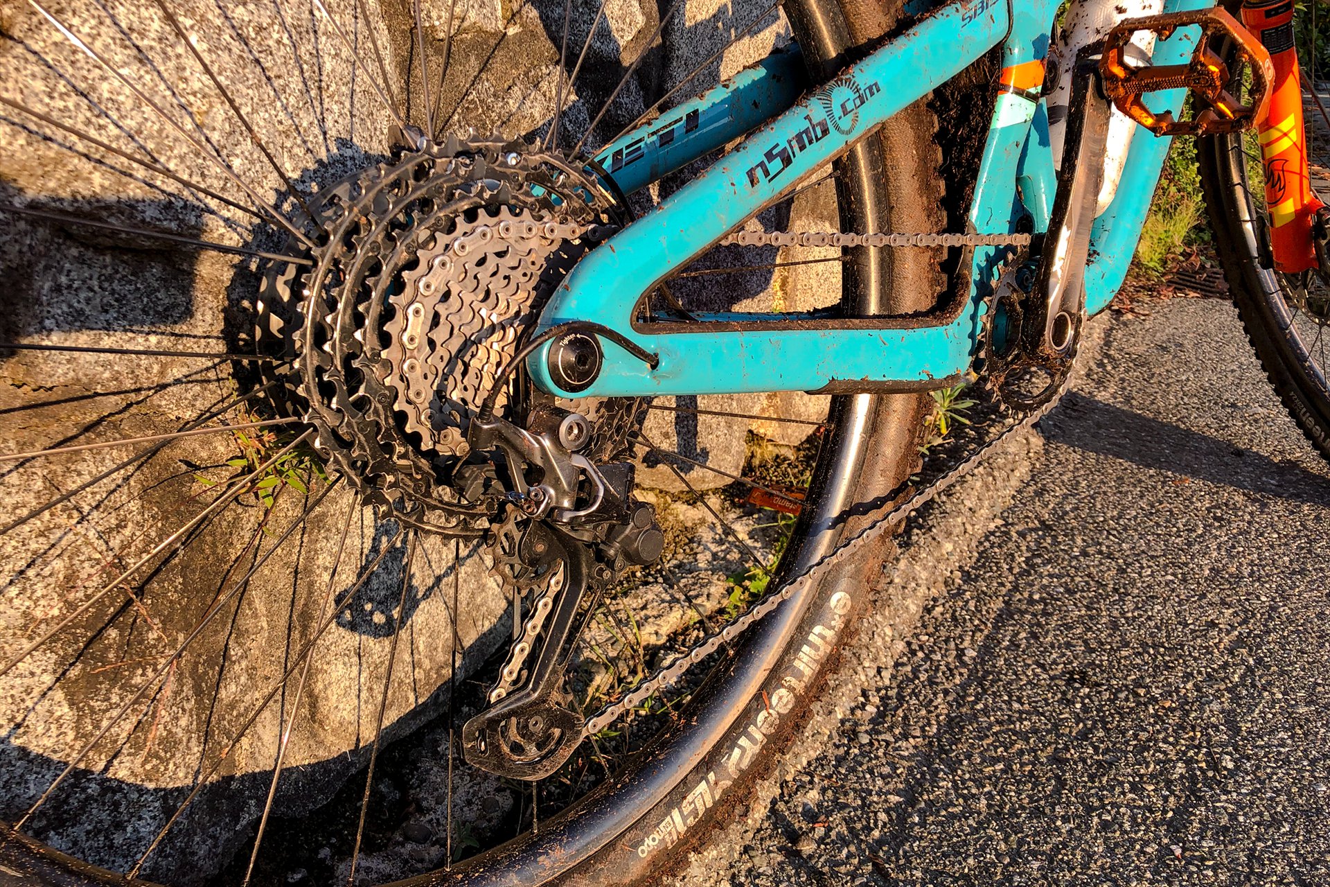 xtr-9100-drivetrain.jpg