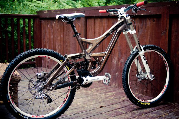 specialized demo 7 2010