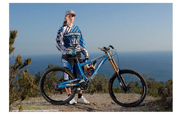 atherton, gee, rachel,  commencal,2010, fox