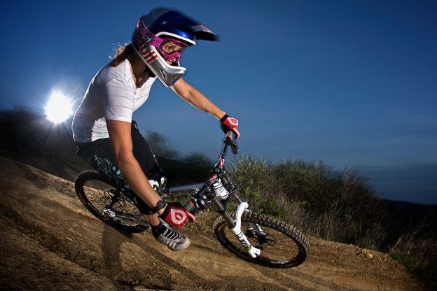 atherton, gee,   rachel, commencal,2010, fox