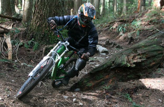 boxxer world cup test, 2010 rock     shox boxxer world cup,  whistler, north Shore