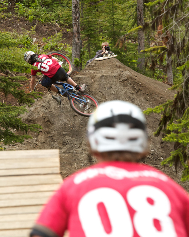 nsmb airprentice 2010 silver star          specialized demo 8 sx mitch  chubey justin wyper, Andrew  sherry