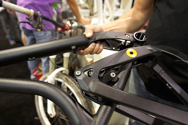 Interbike 2011 Devinci Dixon