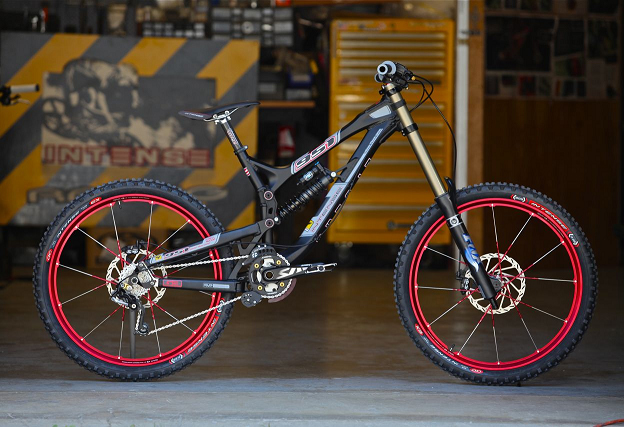 intense 951 downhill bike