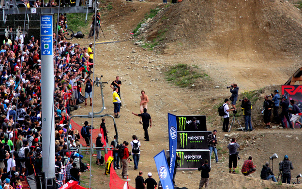 kokanee crankworx 09 nsmb.com streaker