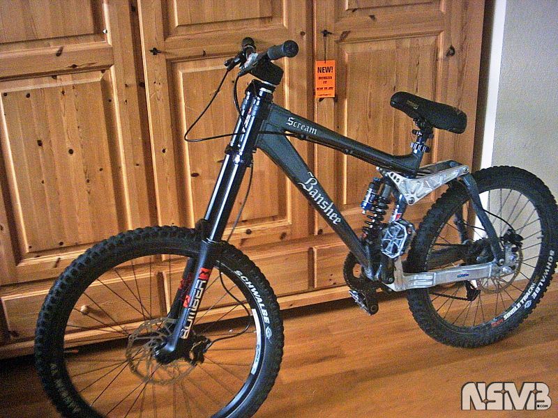 Banshee scream downhill discount bike